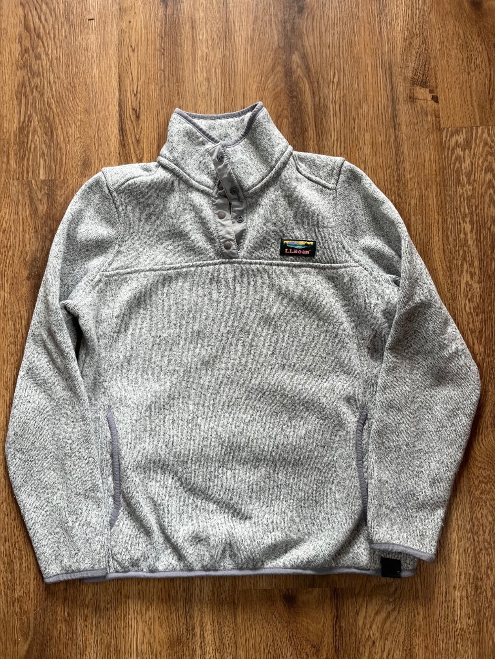L.L. Bean grey women’s fleece quarter button up